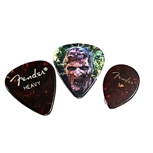 Guitar Pick Collection Scott Ian Anthrax Walking Dead & Fender Lot of 3 - Picture 1 of 6
